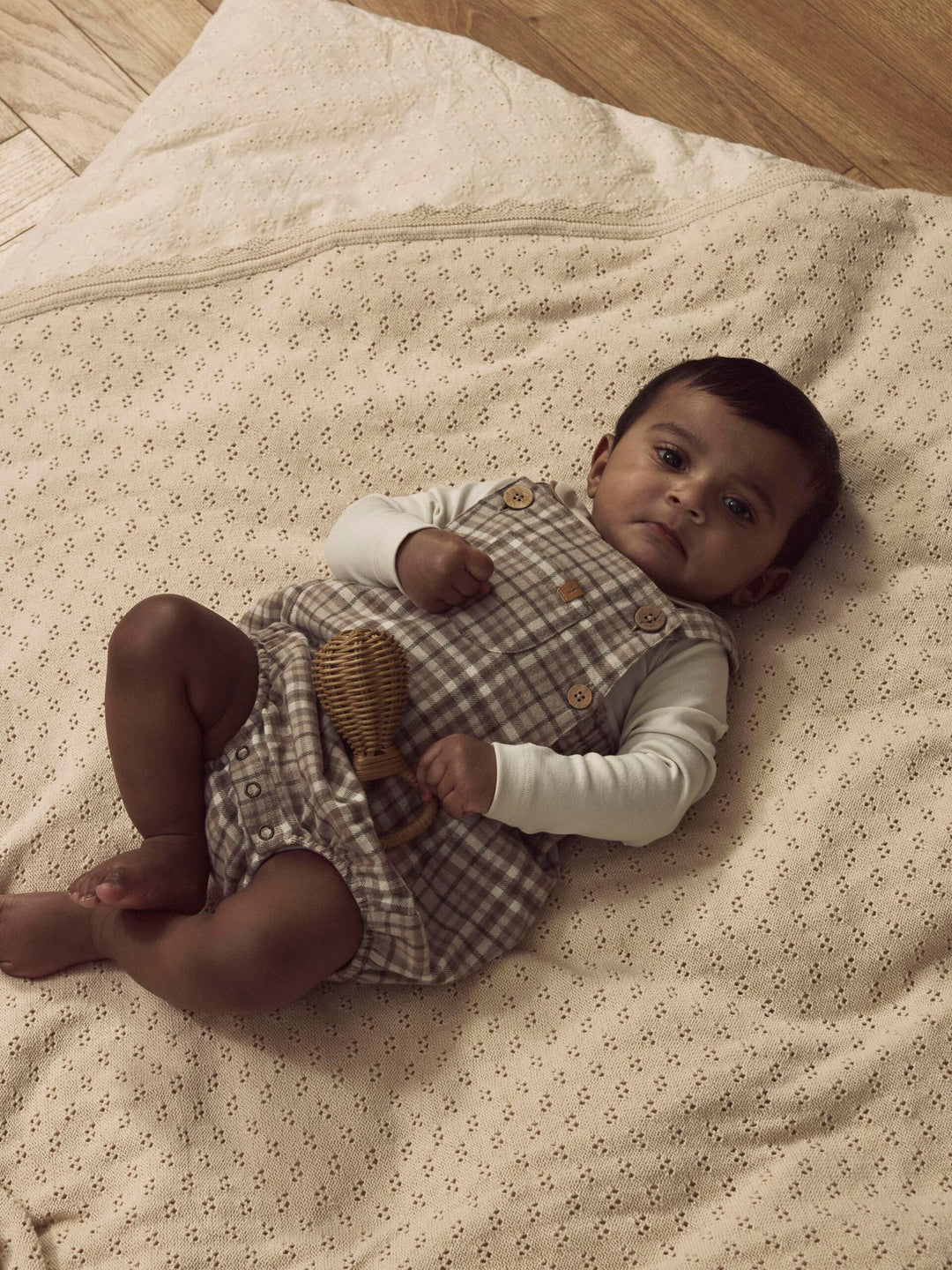 Romper sepia tint