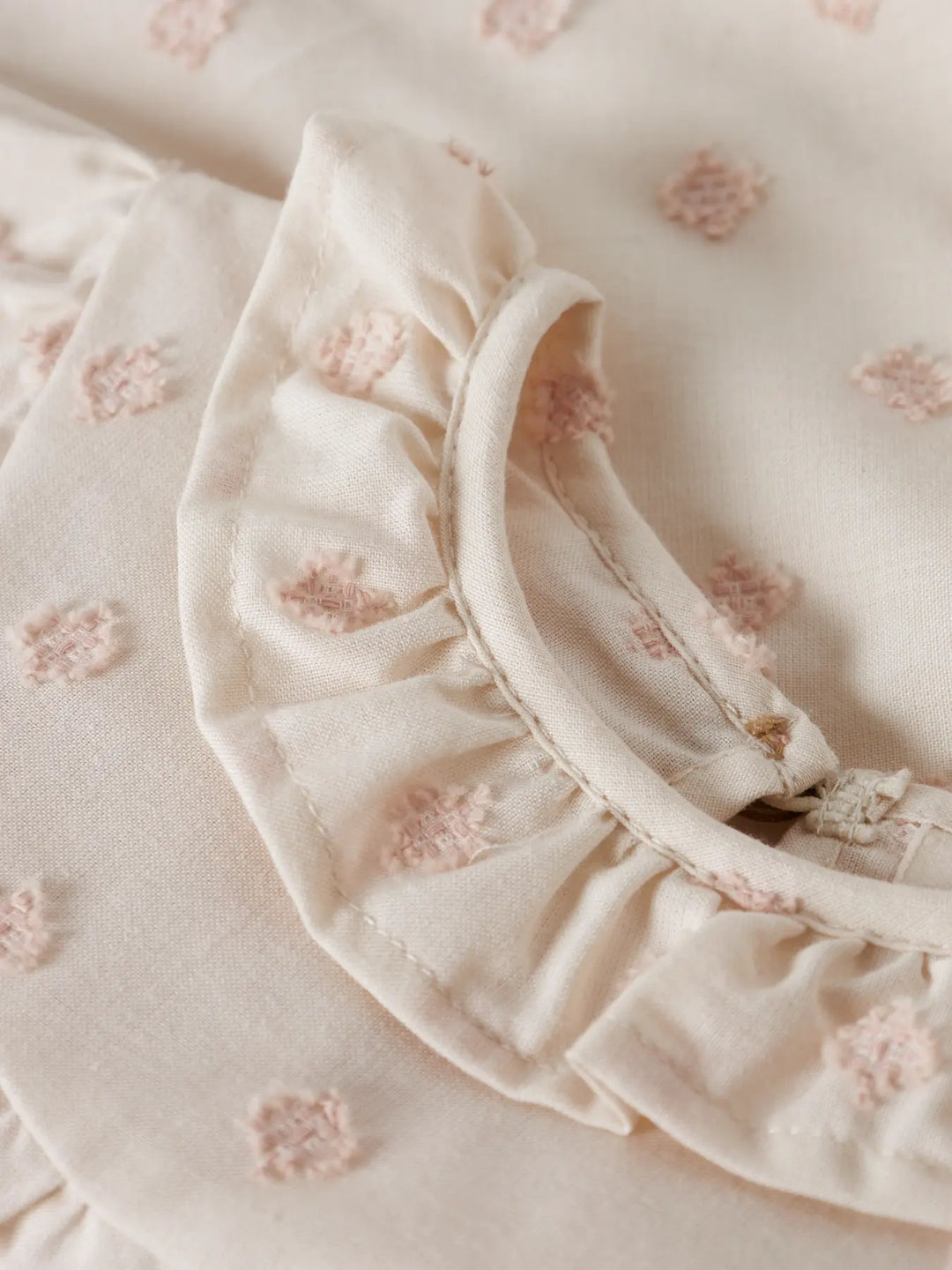 Blouse pastel parchment