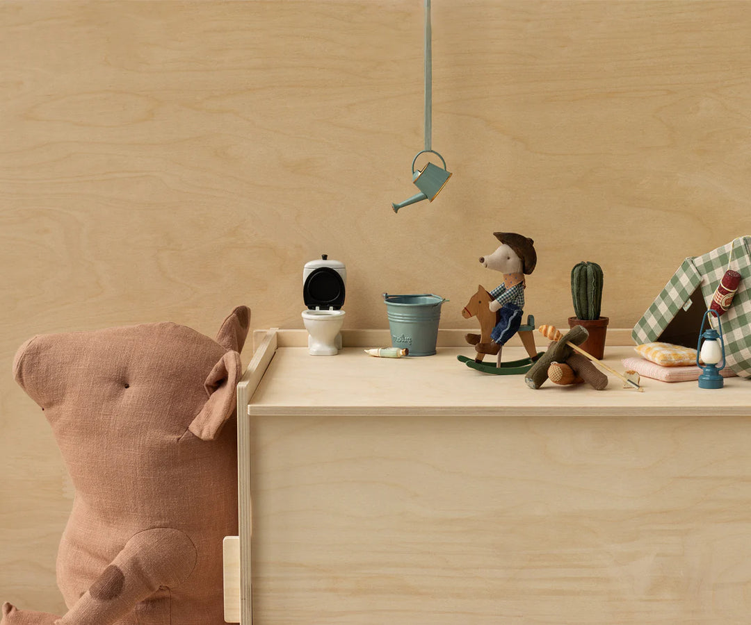 Cowboy mouse, Little brother