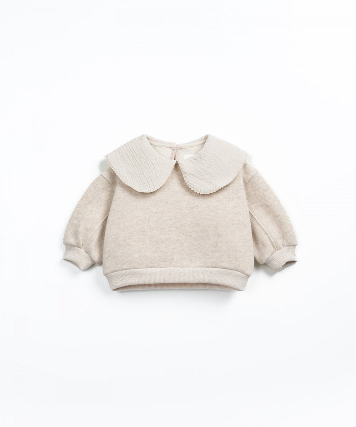 Fleece sweater tones