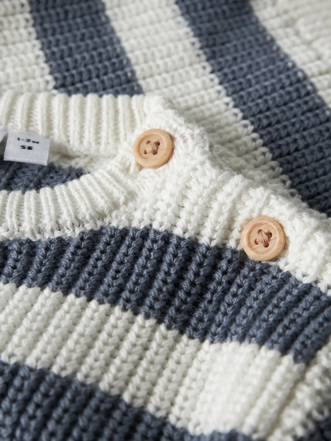 Knit cloud dancer flintstone