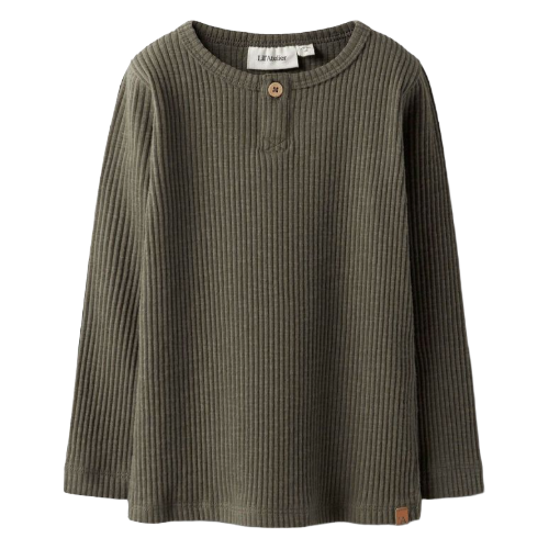 Longsleeve sea turtle