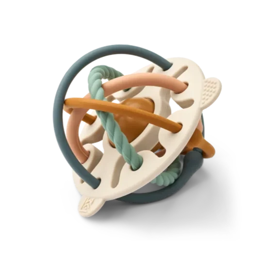 Hakim rattle & teether
