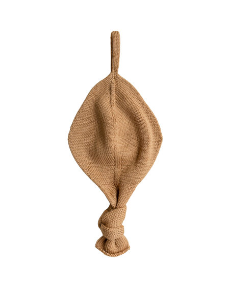 _EAN_5404027802633__Titi_Comforter__Ochre_-removebg-preview