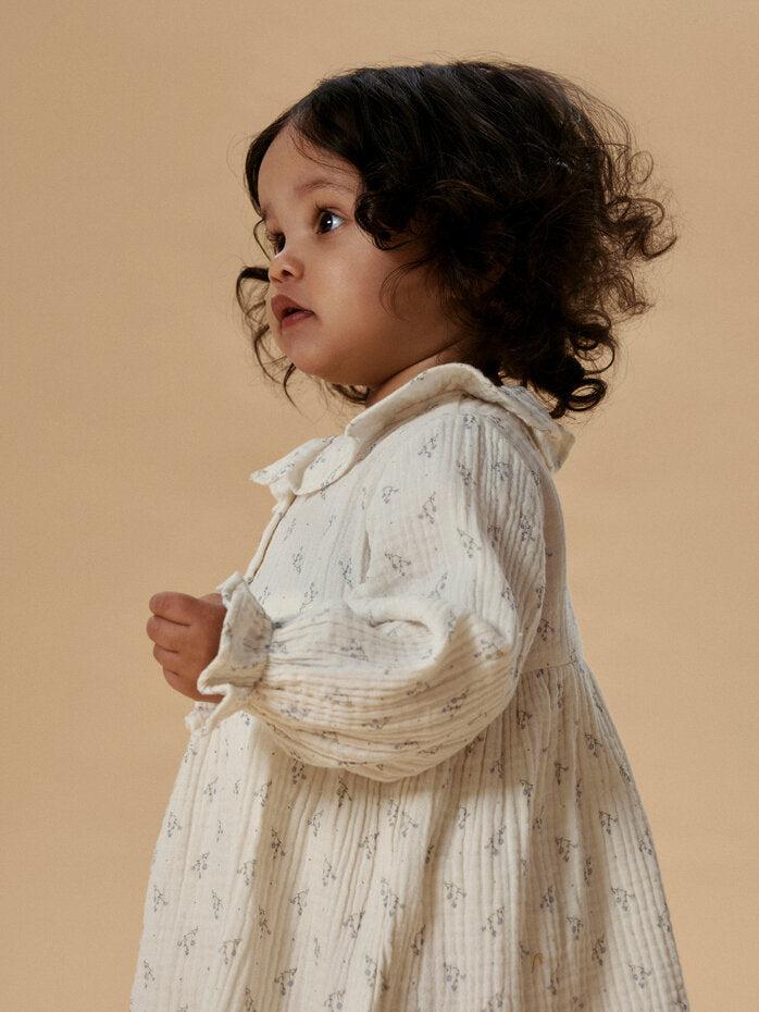 Loose body dress coconut milk