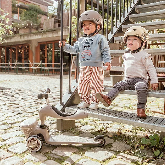 scoot_ride_highwaykick_lifestyle1_brownlines5