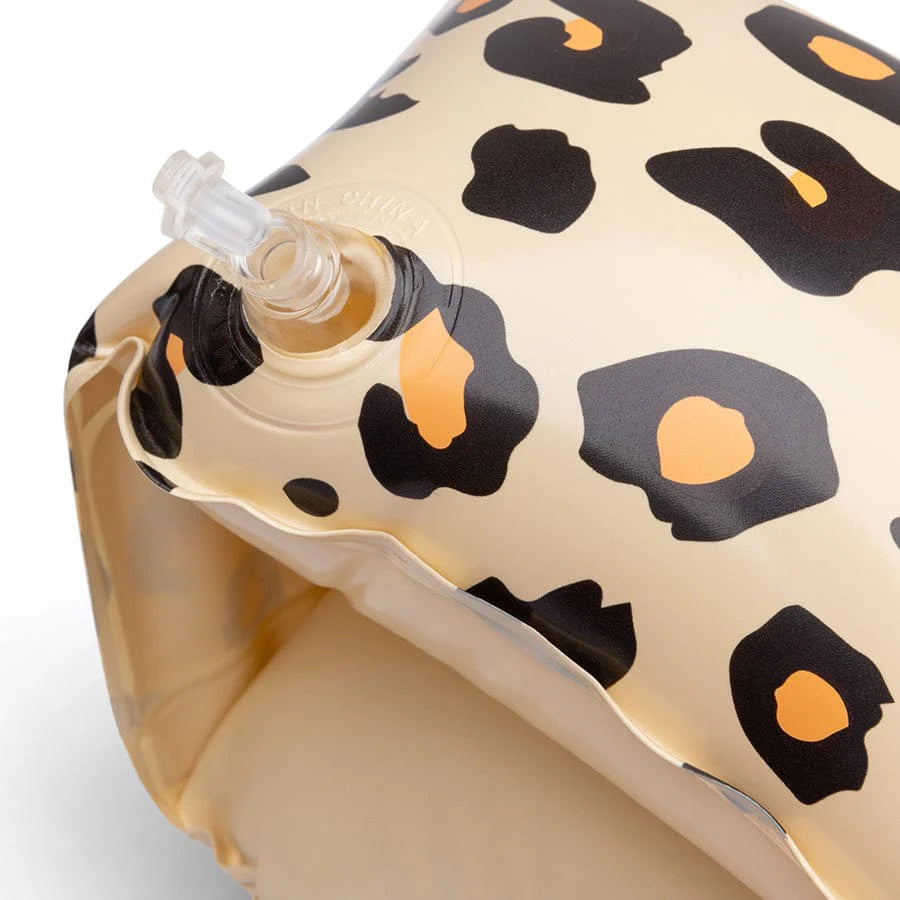 Zwembandjes_Beige_SafariChique_Detail_f830da18-2ce0-495b-8048-d05b3f555cc8.jpg